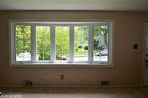 4th image of 3136 Darwin Dr