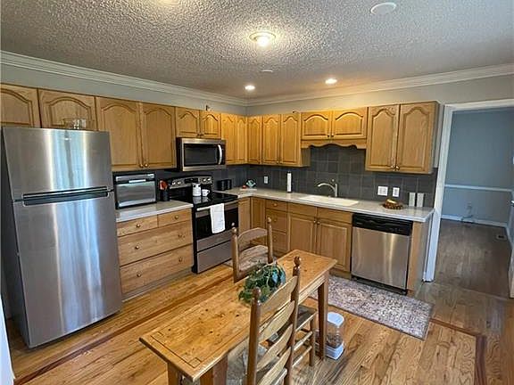 4th image of 307 Shadowlawn Dr
