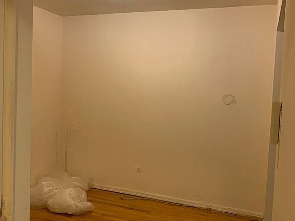 4th image of 189-14 Crocheron Ave #51