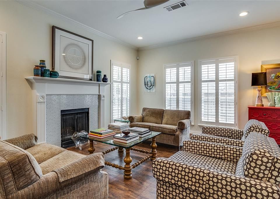 1st image of 1909 Maplewood Trl