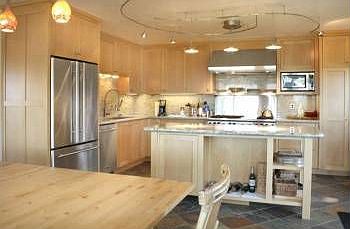 2nd image of 390 Calle Del Sol