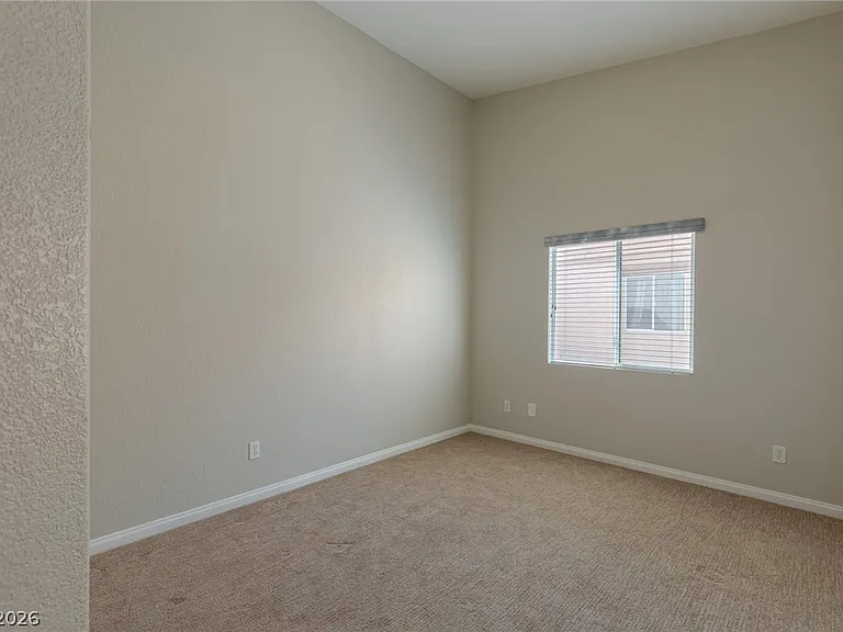 4029 Genoa Dr — Photo 29