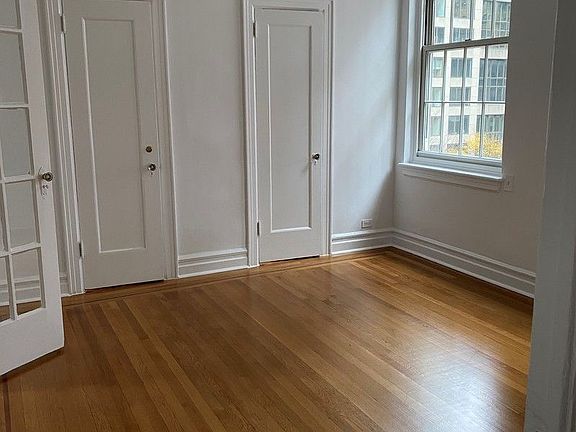 3rd image of 1044 Madison Ave APT 5F
