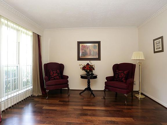 5th image of 12558 Millbanks Dr