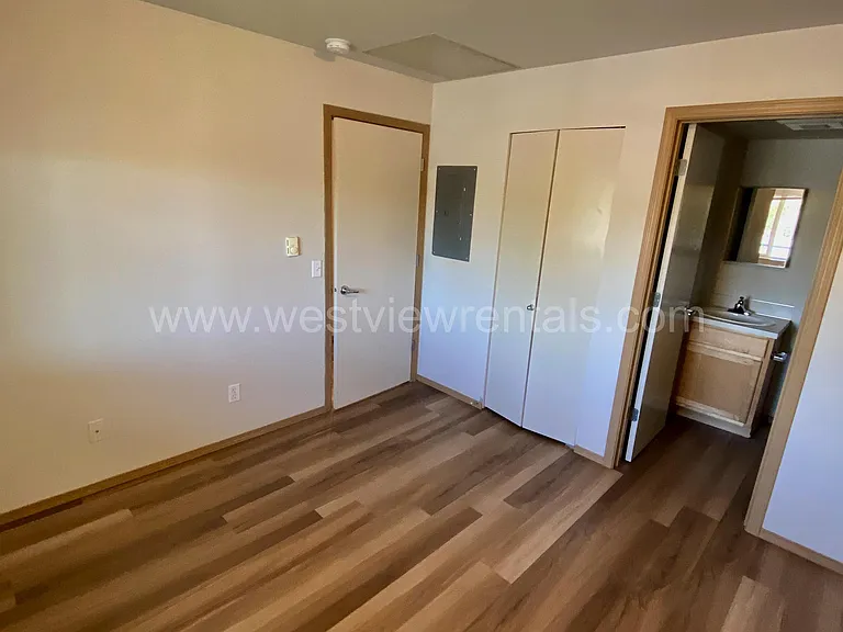 139 Prince Ave #304 — Photo 22