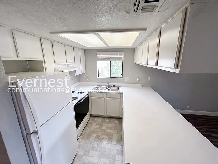 6245 Bellota Dr #D — Photo 8