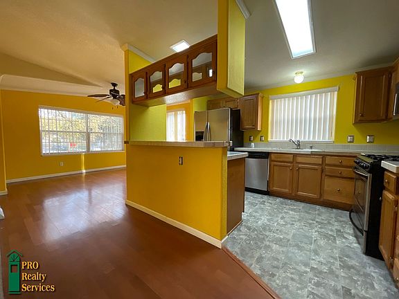 2nd image of 2101 Irving Ave N