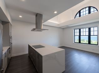 2356 N Lincoln Park W #1407, Chicago, IL 60614