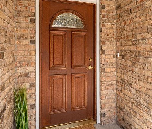 3rd image of 3903 White House Ln
