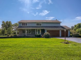 917 Amber Ln, Lake Villa, IL 60046