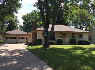 8415 13th Ave S, Bloomington, MN 55425