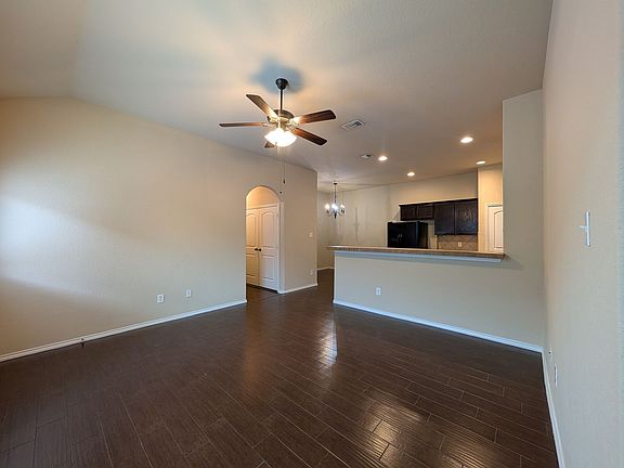 3rd image of 298 Rosalie Dr