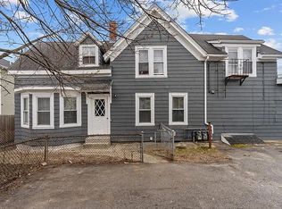 12 Whitman St FLOOR 2, Pawtucket, RI 02860