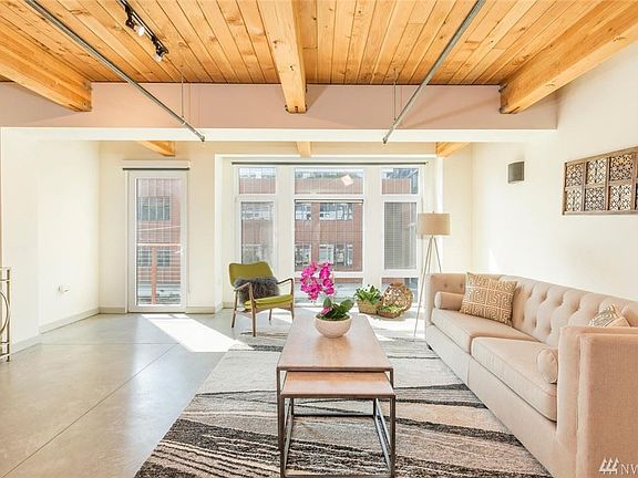 2nd image of 401 9th Ave N APT 311
