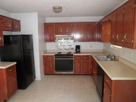 5th image of 3445 Sandpiper Dr