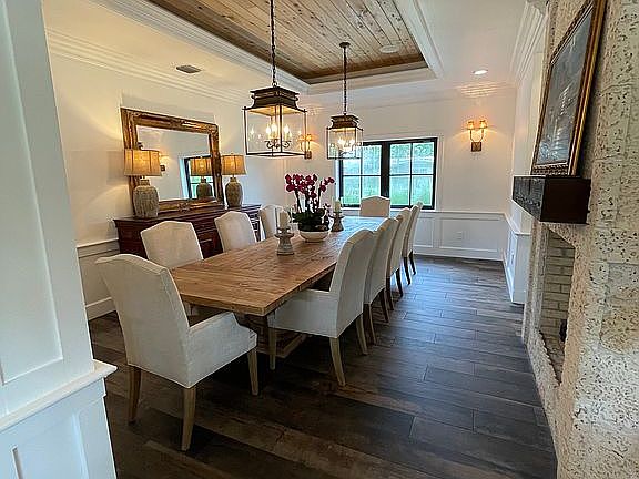 10 Person Dining Room