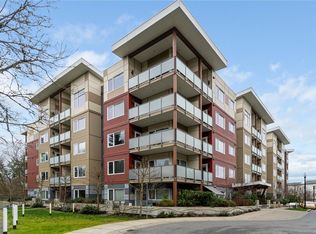 20 Barsby Ave #405, Nanaimo, BC V9R 0K4