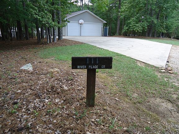 2nd image of 111 N River Place Ct