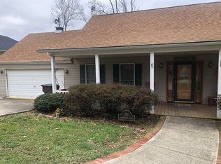 211 Elderberry Dr, Carlisle, KY 40311