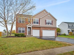 305 Switchgrass Dr, Minooka, IL 60447