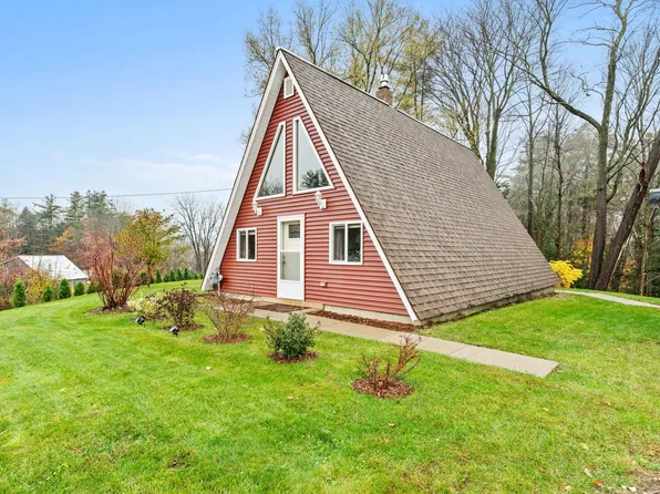 93 Lamoille Terrace, Milton, VT 05468