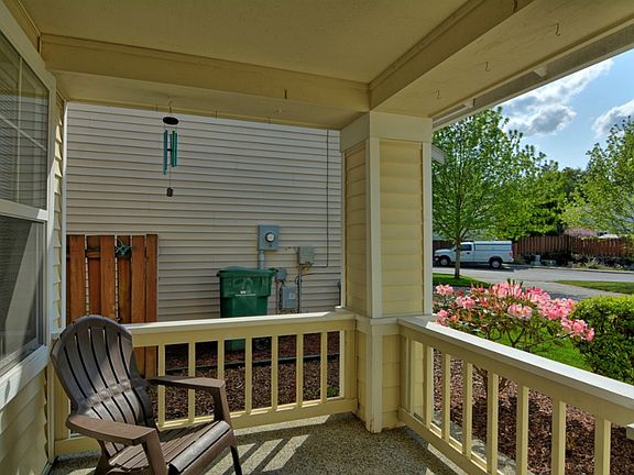 3rd image of 6723 133rd St SE