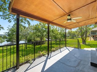 80 Bayside Cir, Gainesville, TX 76240