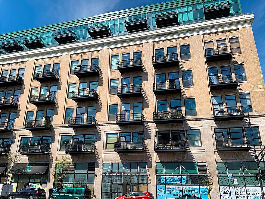1st image of 1645 W Ogden Ave Unit 404