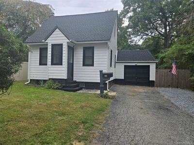 22 Roseville Avenue, Saint James, NY, 11780