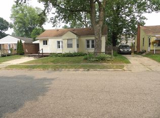 921 Burns St, Niles, MI 49120