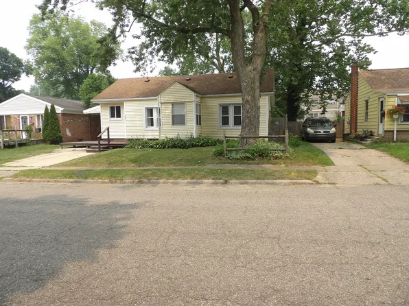 921 Burns St, Niles, MI 49120