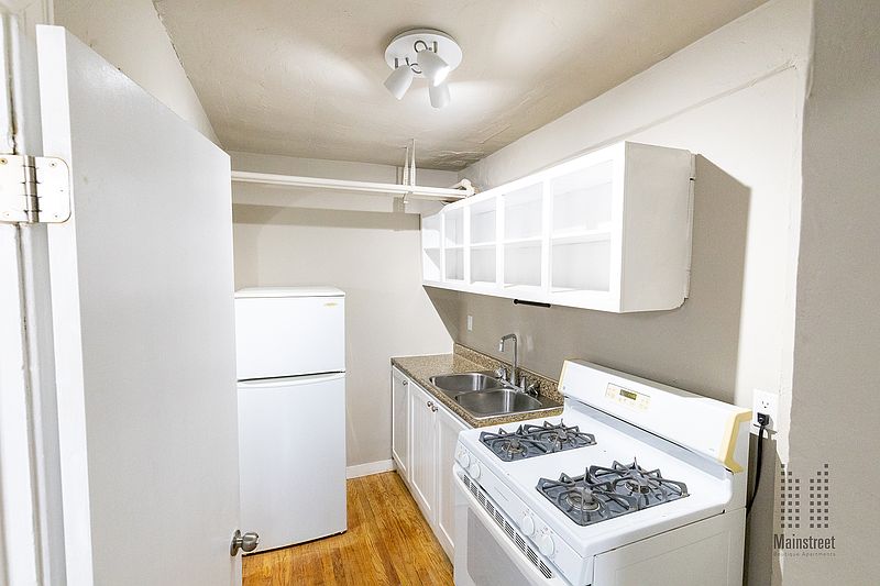 Calgary Apartment for rent - 1 Bedroom — photo 8