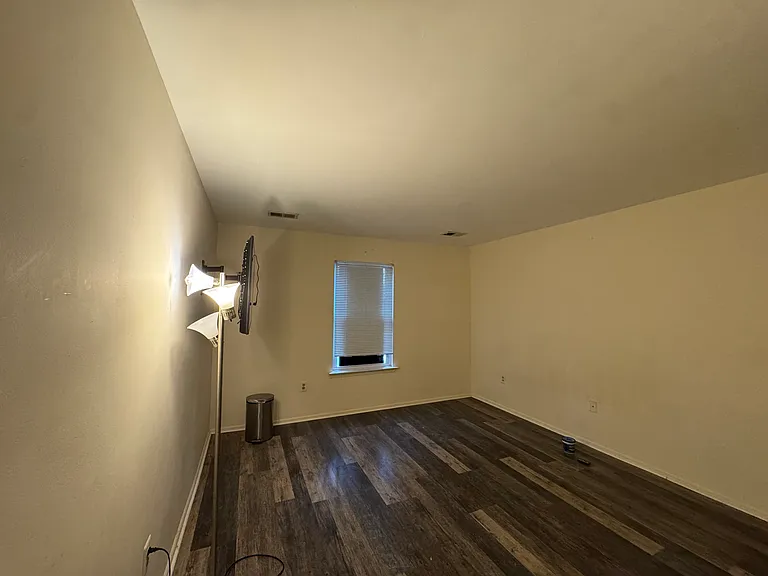 3182 Cypress Ct — Photo 10