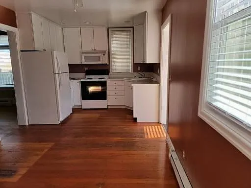 1005 W Augusta Ave — Photo 3