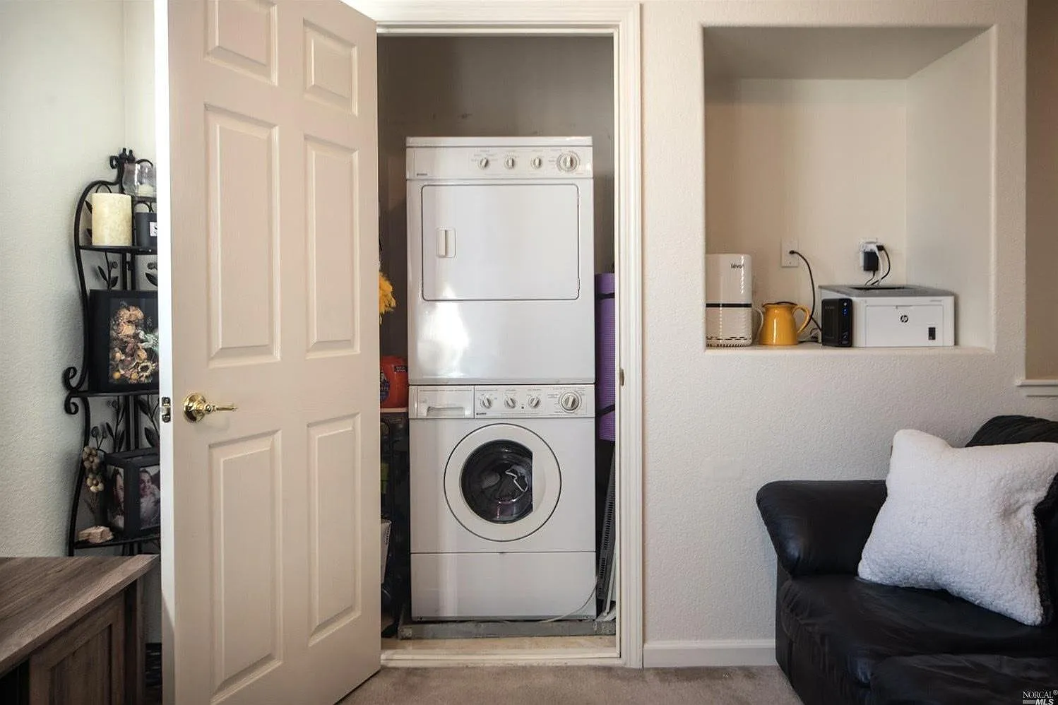 4052 New Zealand Ave — Photo 4