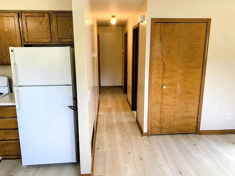 1478 Euclid St — Photo 5