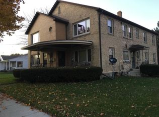 894 2nd St, Menasha, WI 54952