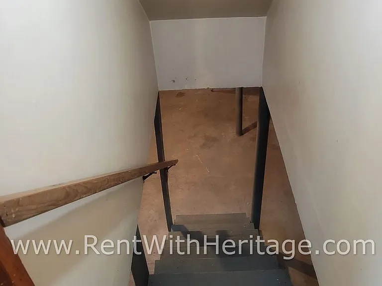 5575 Burrus Rd — Photo 37