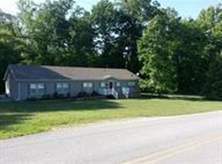 697 Half Moon Shore Dr, Ten Mile, TN 37880