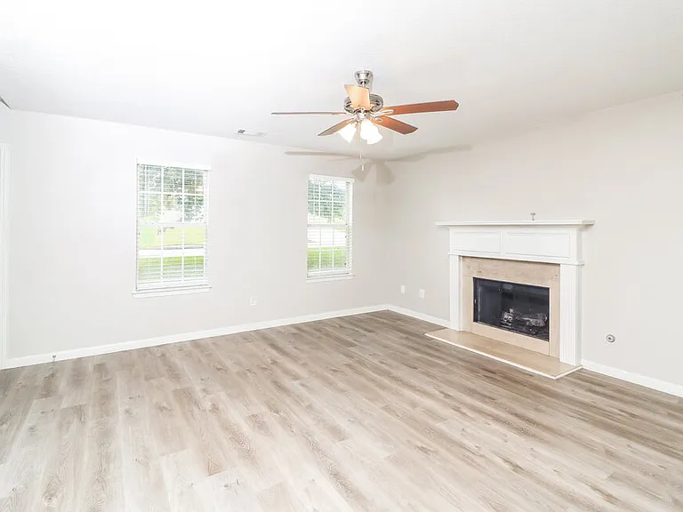 6956 Fields Dr — Photo 8