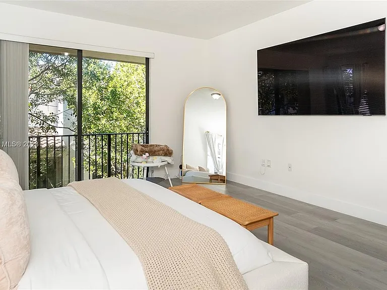 9794 W 34th Ct — Photo 25