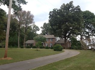 Iron Hill Rd, Burns, TN 37029