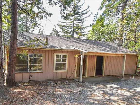 2nd image of 18845 Holly Dr