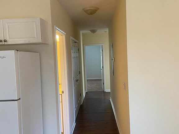 5th image of 1007 Castle St Floor 1