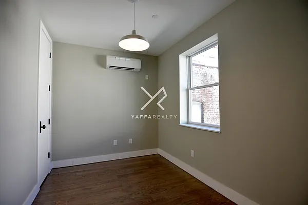 Rented by Yaffa Realty LLC | media 114