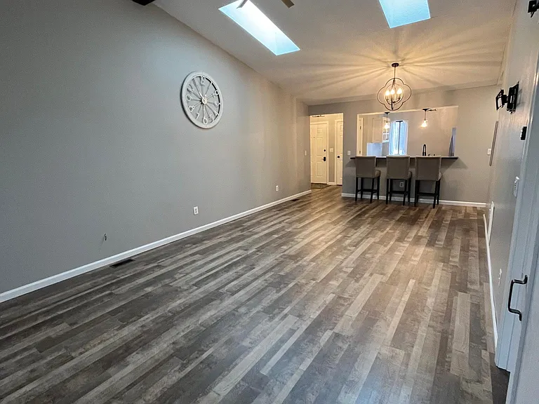 52 Simsbury Lndg #52 — Photo 10