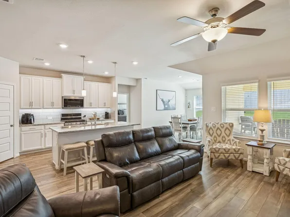 17793 Hanson Ridge Dr, Montgomery, TX 77316
