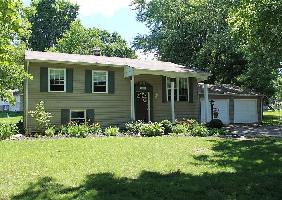 1st image of 1222 N Lake Vista Dr