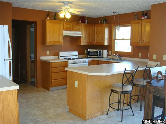 2nd image of 5698 Halwick Dr