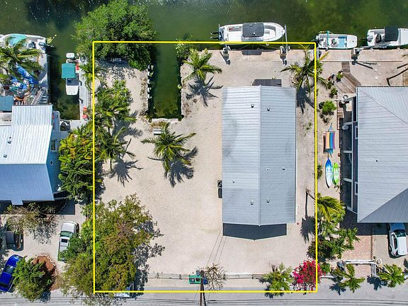 3rd image of 29132 Rose Dr